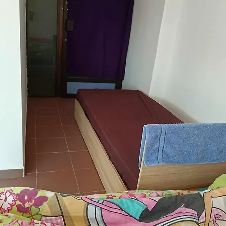 Apartman на пъпа на варна, голяма стая! *