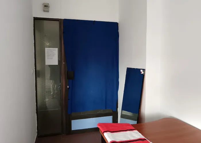 на пъпа на варна, голяма стая! Apartment Varna