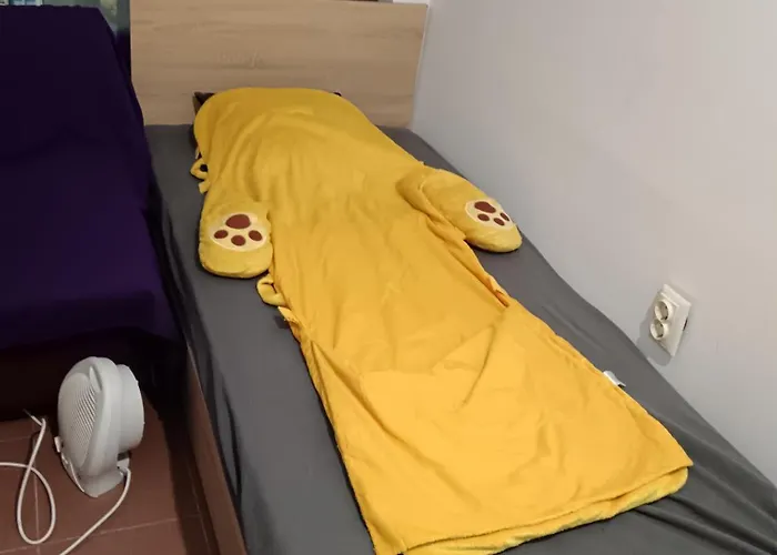 на пъпа на варна, голяма стая! Apartment